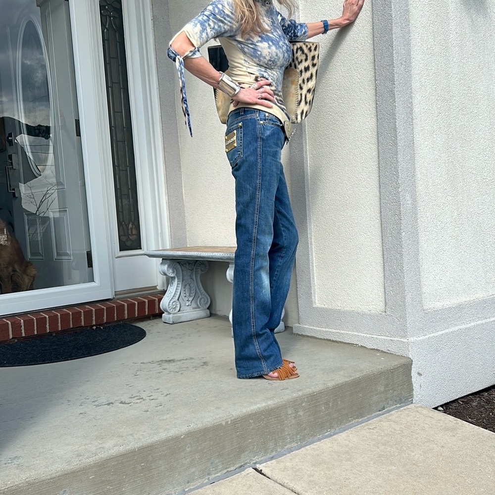 Roberto Cavalli, vintage Stylish Blue and Cream Women's Top - Picture 13 of 15